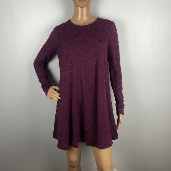 SHOW ME YOUR MUMU LACE LONG SLEEVE TUNIC TOP - Picture 2 of 6